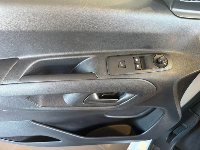 Citroën Berlingo 2022, foto 19