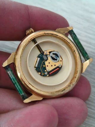 Reloj suizo Breil Dorado