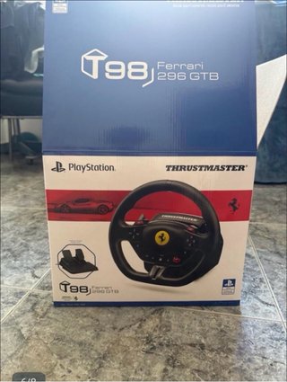 Volante Ferrari PC -o play  Nuevo