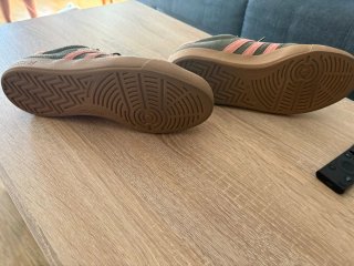 Adidas NORA Verde y Rosa