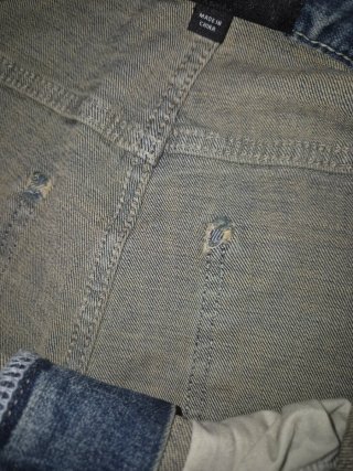 Pantaloncini jeans Supply & Demand strappati