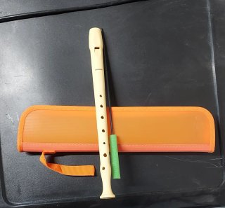 Flauta dulce HOHNER en color beige y funda