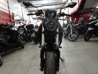 VOGE 125 R Negra