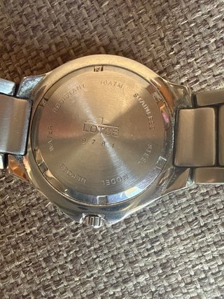 Reloj Lotus Quartz 9781 Hombre