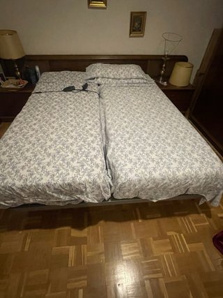 Mesillas y cabecero de madera