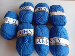 Gomitoli di lana blu Johnny Grignasco