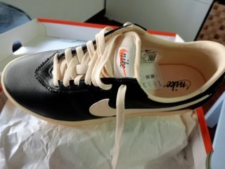Zapatillas Nike Astrograbber Piel Negra/Beige