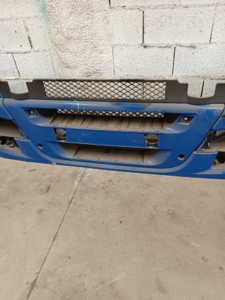Parachoques Iveco Stralis Azul