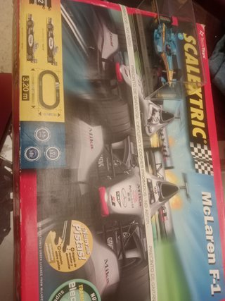3 Coches Scalextric con mandos y pistas