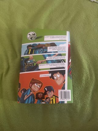 Los Futbolísimos. El misterio de los árbitros d...