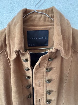 Chaqueta Zara Basic camel botones vintage Talla M
