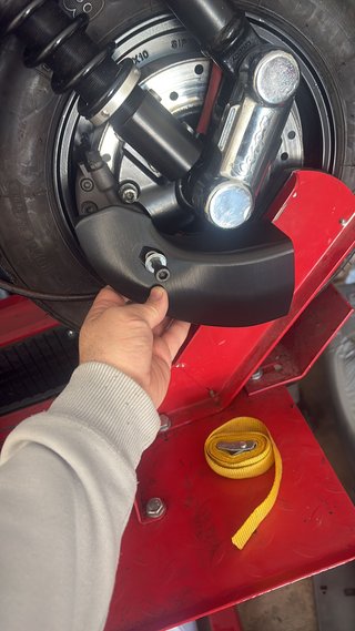 Deflector Aire Freno Vespa PX'98 / MY / NT