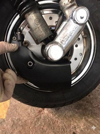 Deflector Aire Freno Vespa PX'98 / MY / NT