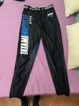 Pantaloncini sportivi Tatami neri e blu