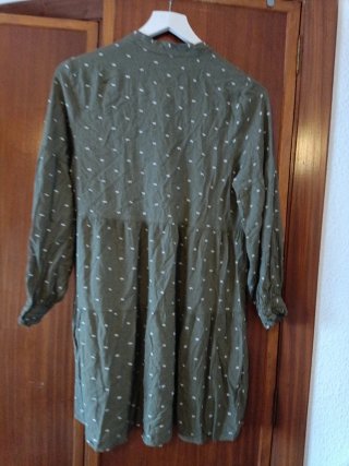 Vestido Zara verde con lunares blancos