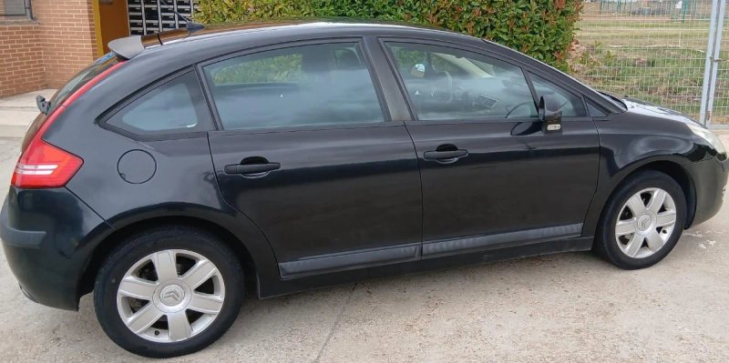 Citroen C4 2007 - foto 1