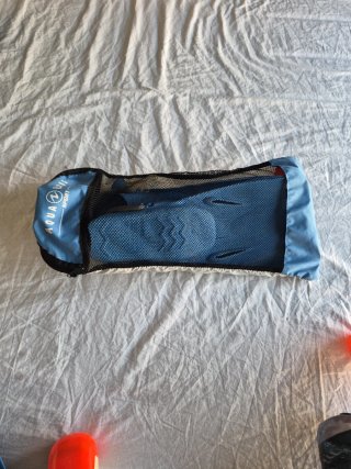 Máscara de buceo integral M-S y aleta de tiburón,