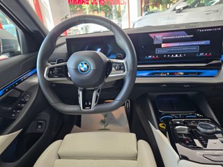 BMW Serie 5 550e xDrive