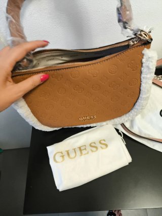 Borsa Guess marrone con dettagli bianchi