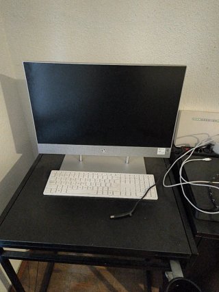 HP All-in-One PC Plata y Blanco