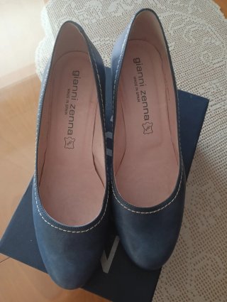 Zapatos de vestir Gianni Zenna azul mujer piel