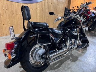 Suzuki Intruder C800