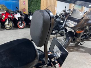 Suzuki Intruder C800