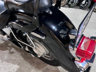 Suzuki Intruder C800