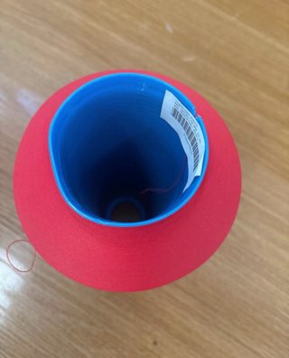 Hilo de poliéster rojo 167/30