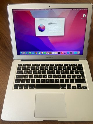MacBook Air + iPhone 11 128GB