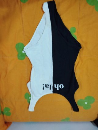Body rosa con texto Ciao
