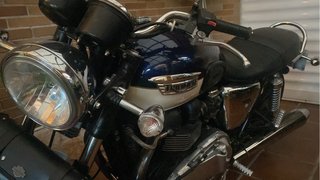 Triumph Bonneville 900s Moto Cruiser