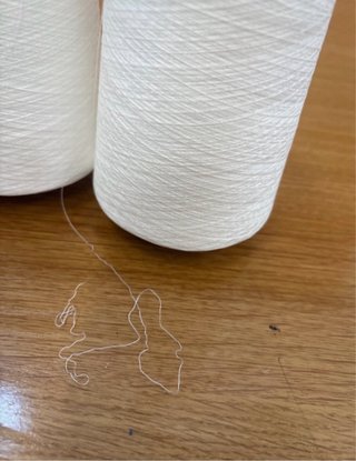 Hilo de coser blanco 80/2