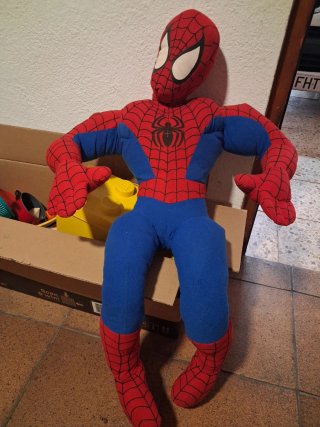 Regalo Spidermann de peluche muy grande