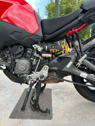 Ducati Multistrada V2S 2025