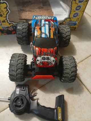 Monster Truck radiocomando Cyclone Extreme 2WD