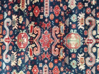 Tappeto in pura lana di ispirazione orientale