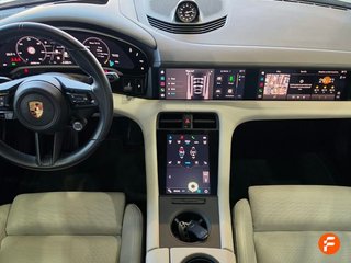 Porsche Taycan 4 Cross Turismo