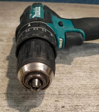 Makita Taladro percutor 18v DHP482 madera