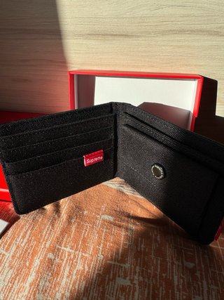 Cartera Supreme Negra