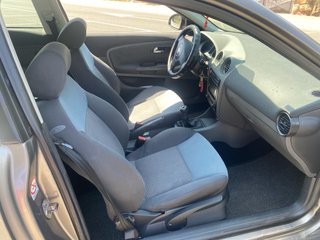 SEAT Ibiza 2004 (transferncia incluida)