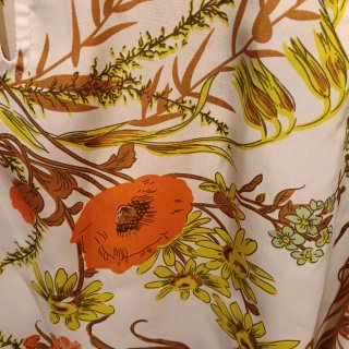 Blusa flores mujer. Talla 40