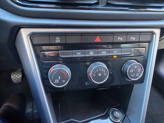 Volkswagen T-Roc Dark 1.0 TSI 81kW 110CV