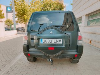 Mitsubishi Montero 2008
