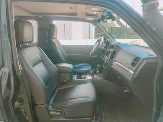 Mitsubishi Montero 2008