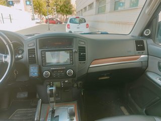 Mitsubishi Montero 2008
