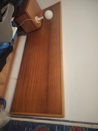 Cabecero madera cama matrimonio flotante