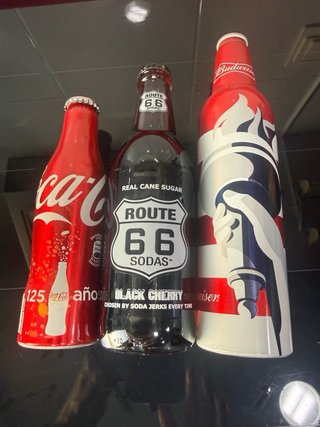Collezione Bottiglie di Bevande Coca-Cola, Route 66, Bud