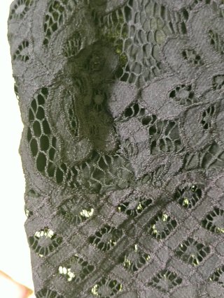 Top encaje Stradivarius negro