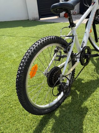 Bicicleta Rockrider EXPL 120 20” + Casco